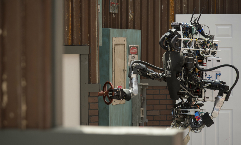 MWI Podcast: Robots, Artificial Intelligence, and the Future of War