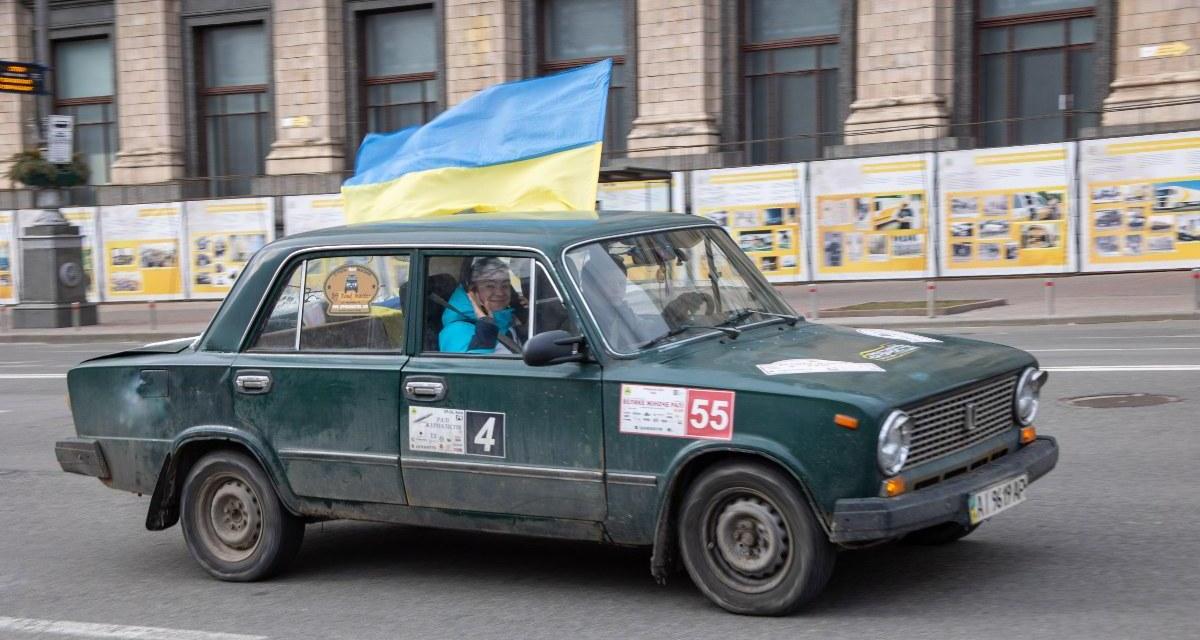 Pockets of Sunflower Seeds: Civil Resistance in Ukraine