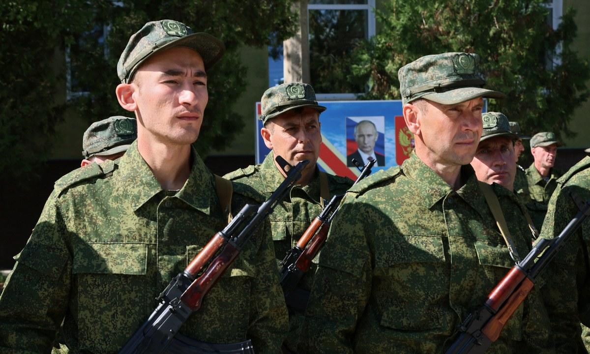 First Battalion of Ukrainian Ex-Soldiers Joins the Russian Armed Forces