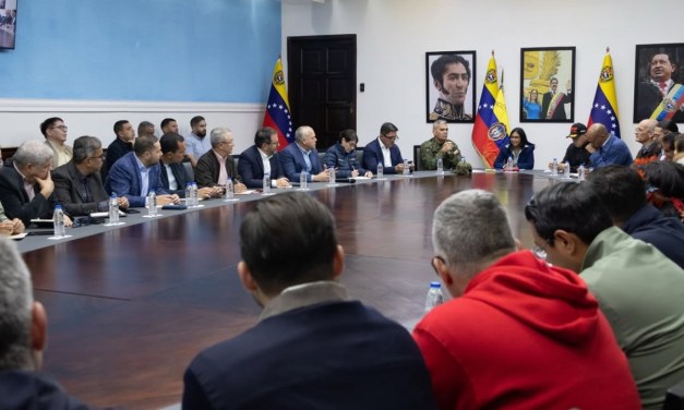 Overcoming the Principal-Agent Problem in “Running” Venezuela